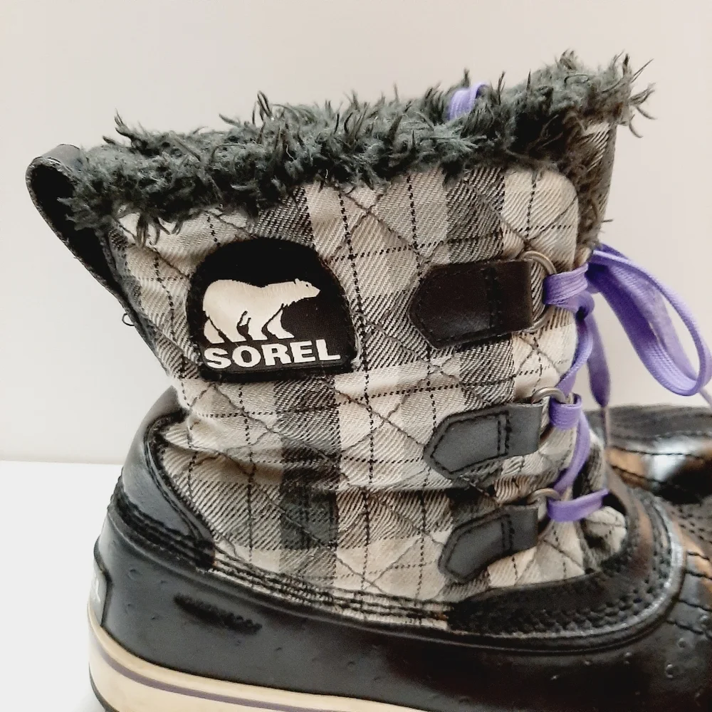 SOREL Tivoli II Plaid Short Lace-Up Snow Winter Boots Waterproof B&W Sz 8 Flawed - Picture 3 of 14